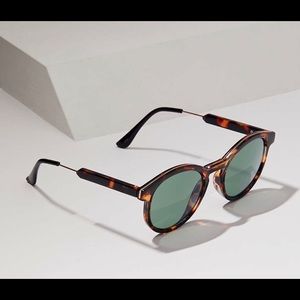 ⭐️Loft Tortoise shell print sunglasses⭐️